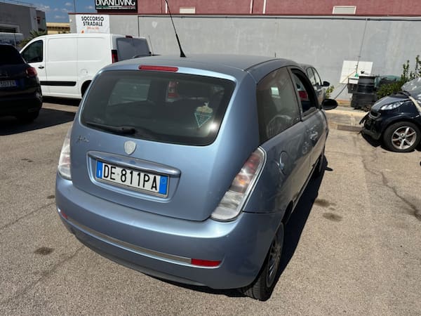 image desc
