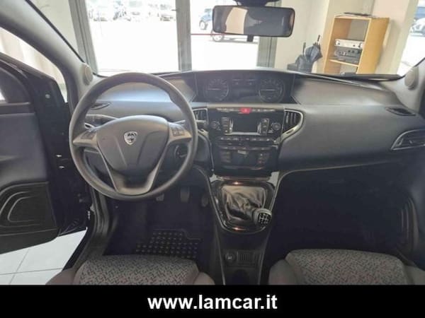 image desc