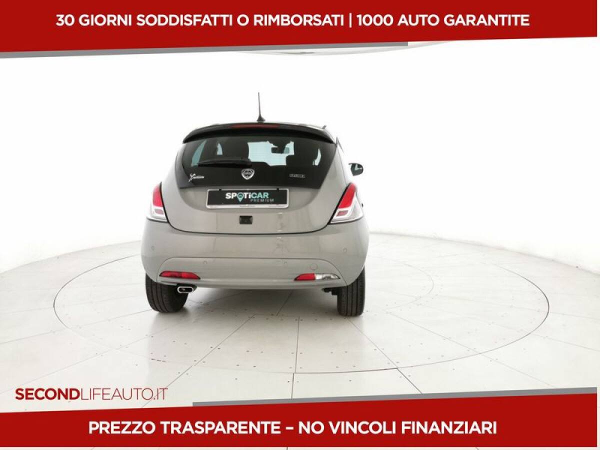 image desc