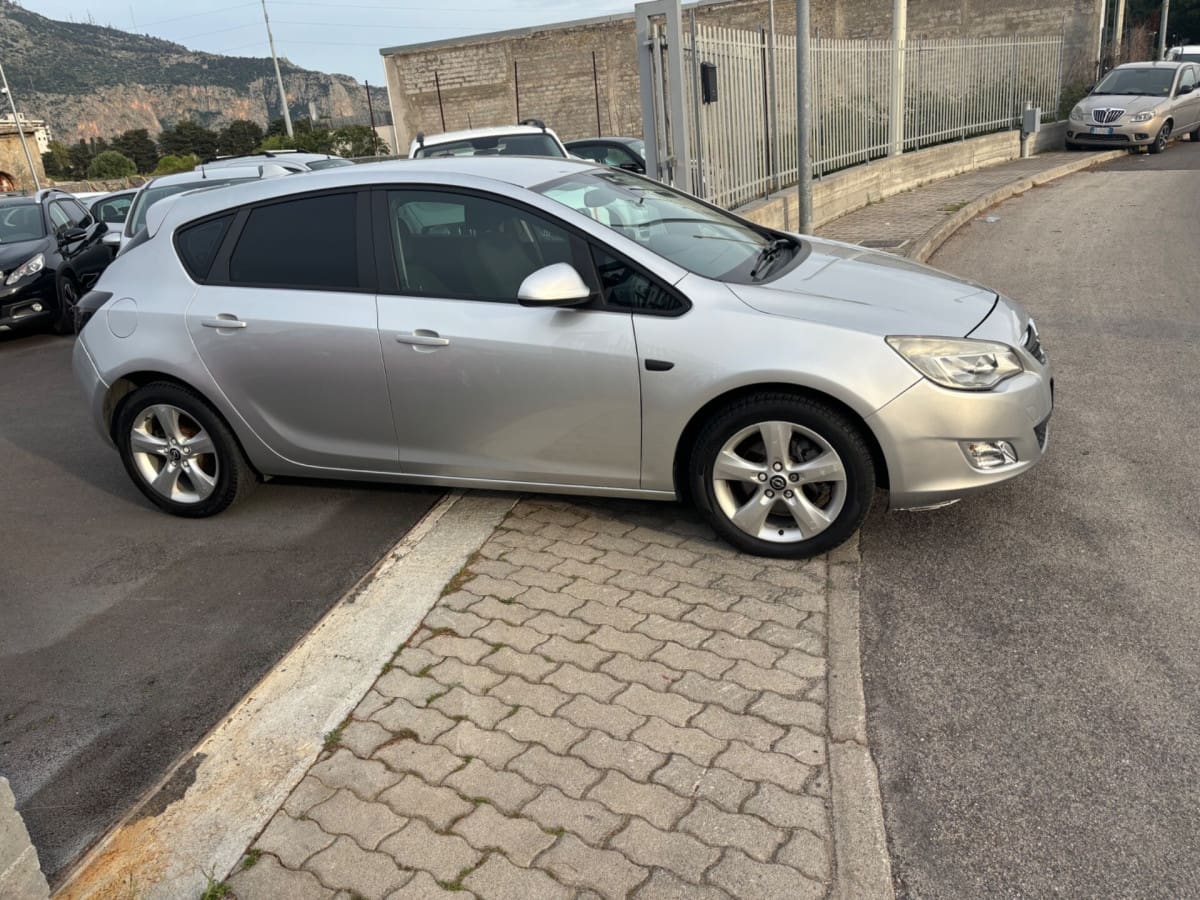 image desc