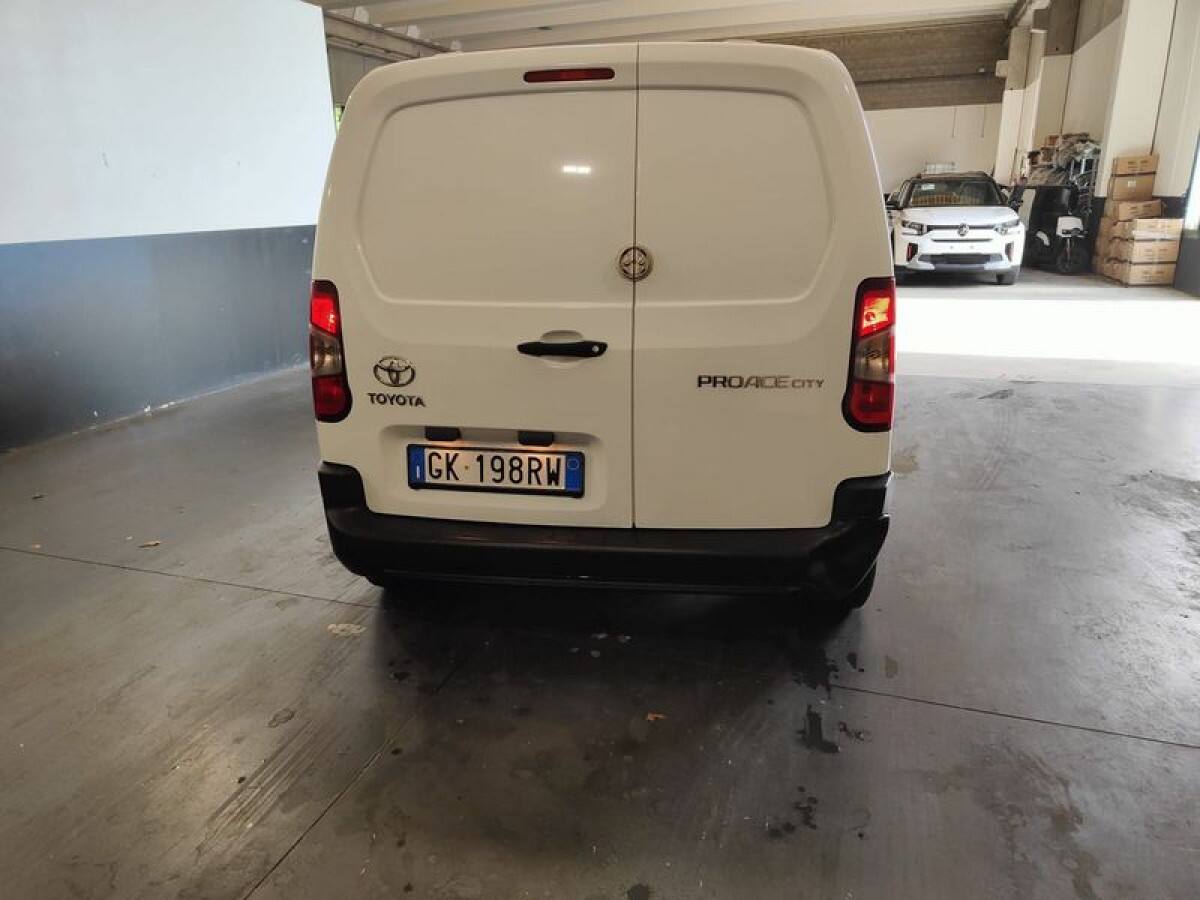 image desc