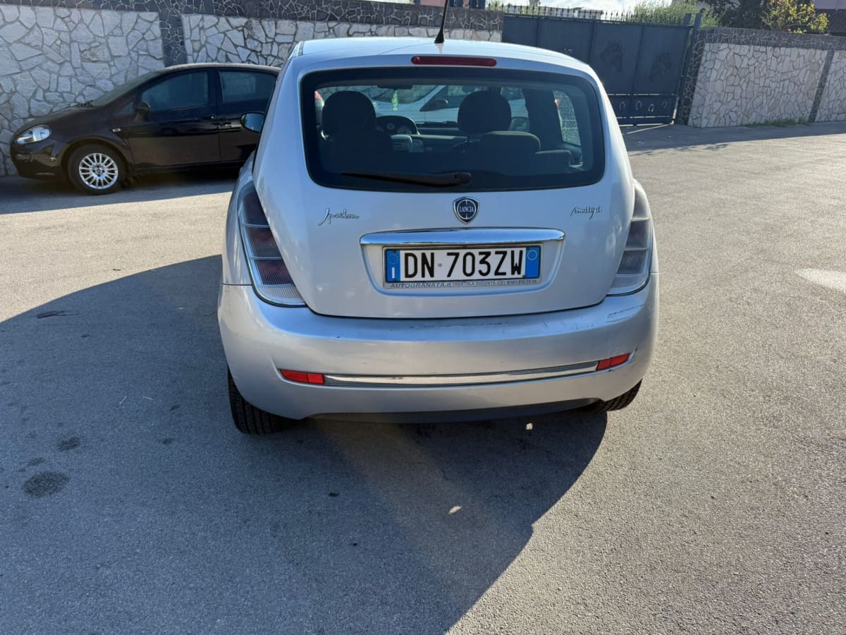 image desc