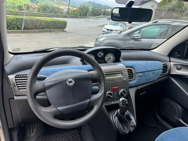 image desc