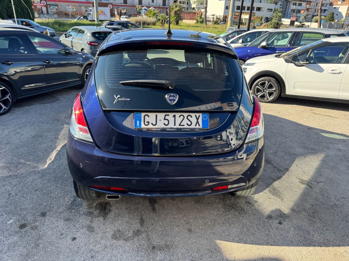image desc