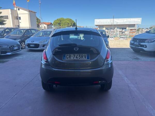 image desc
