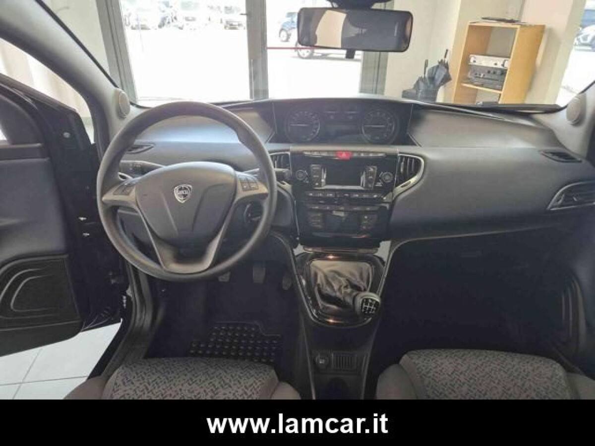 image desc