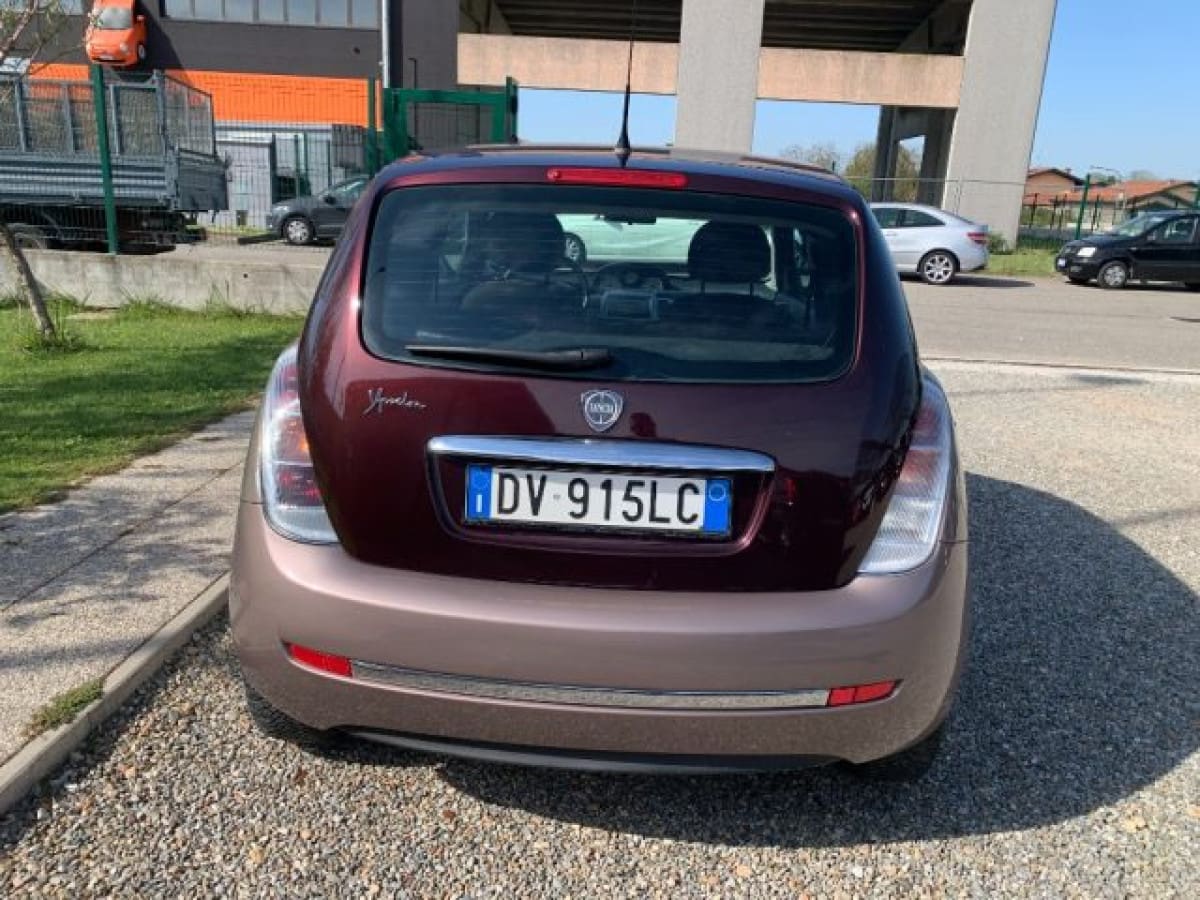 image desc