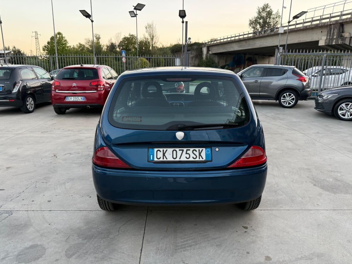 image desc