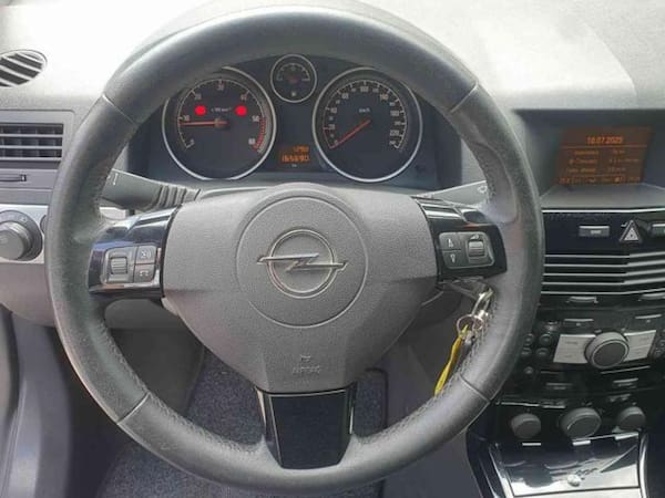 image desc