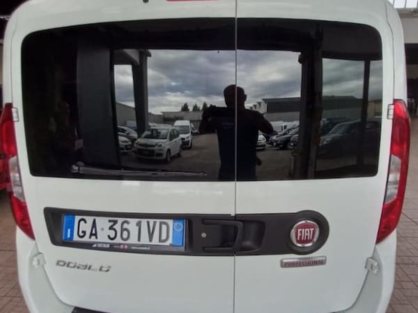 image desc
