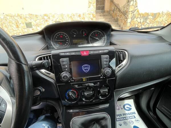 image desc