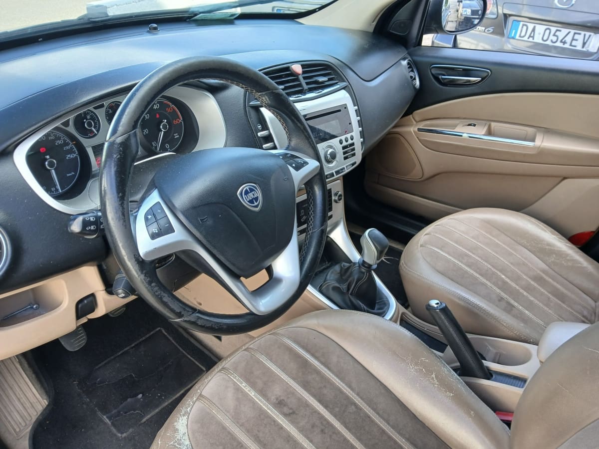 image desc
