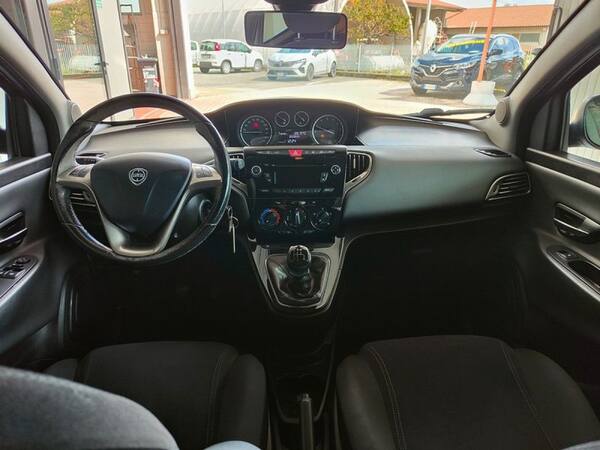 image desc