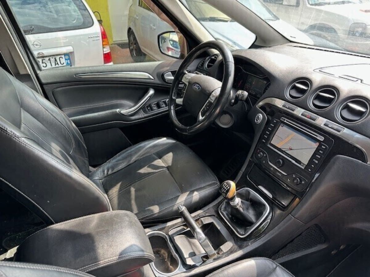 image desc