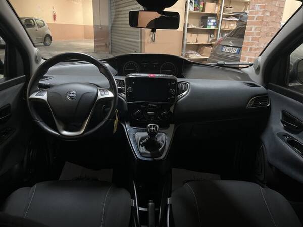 image desc