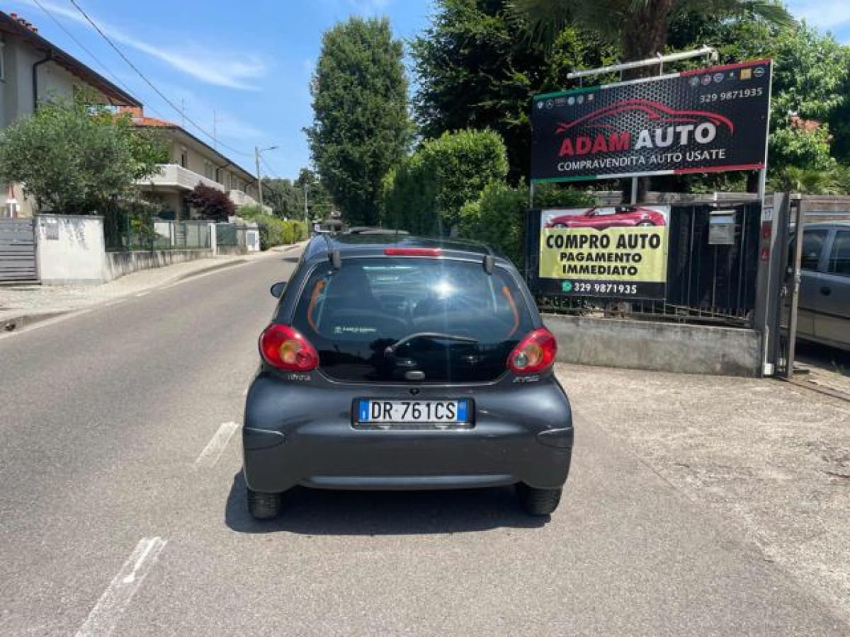 image desc