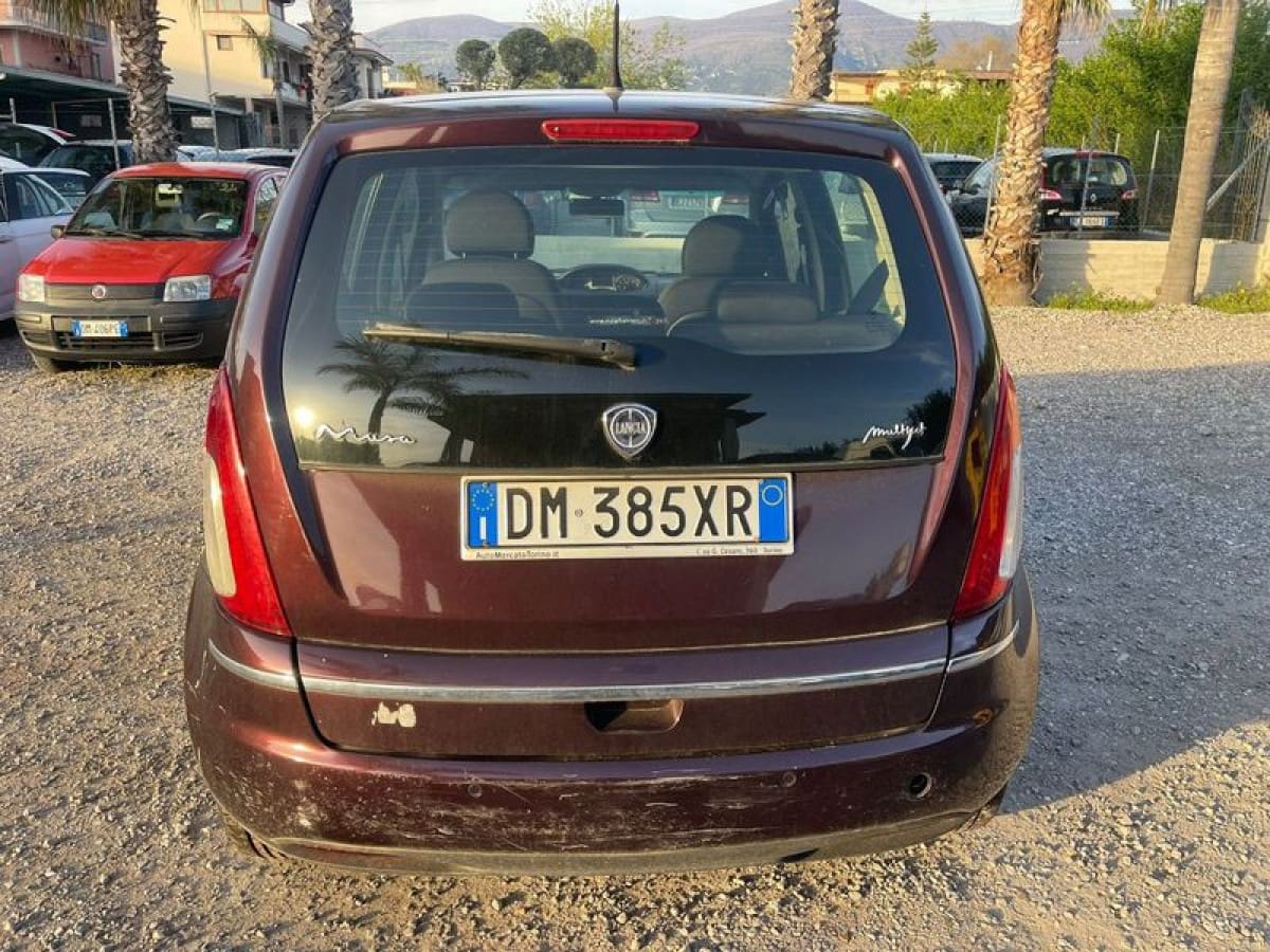 image desc