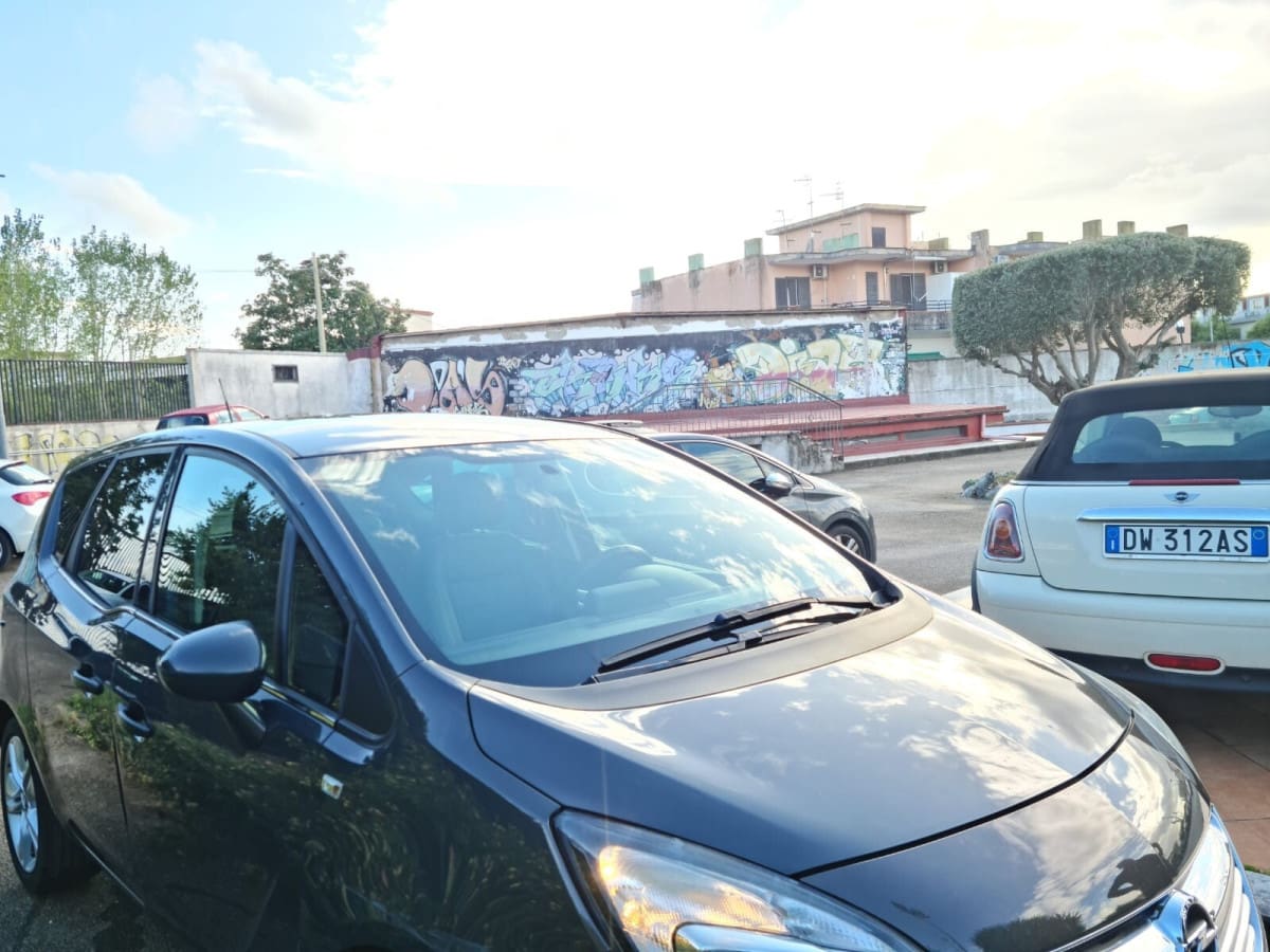 image desc