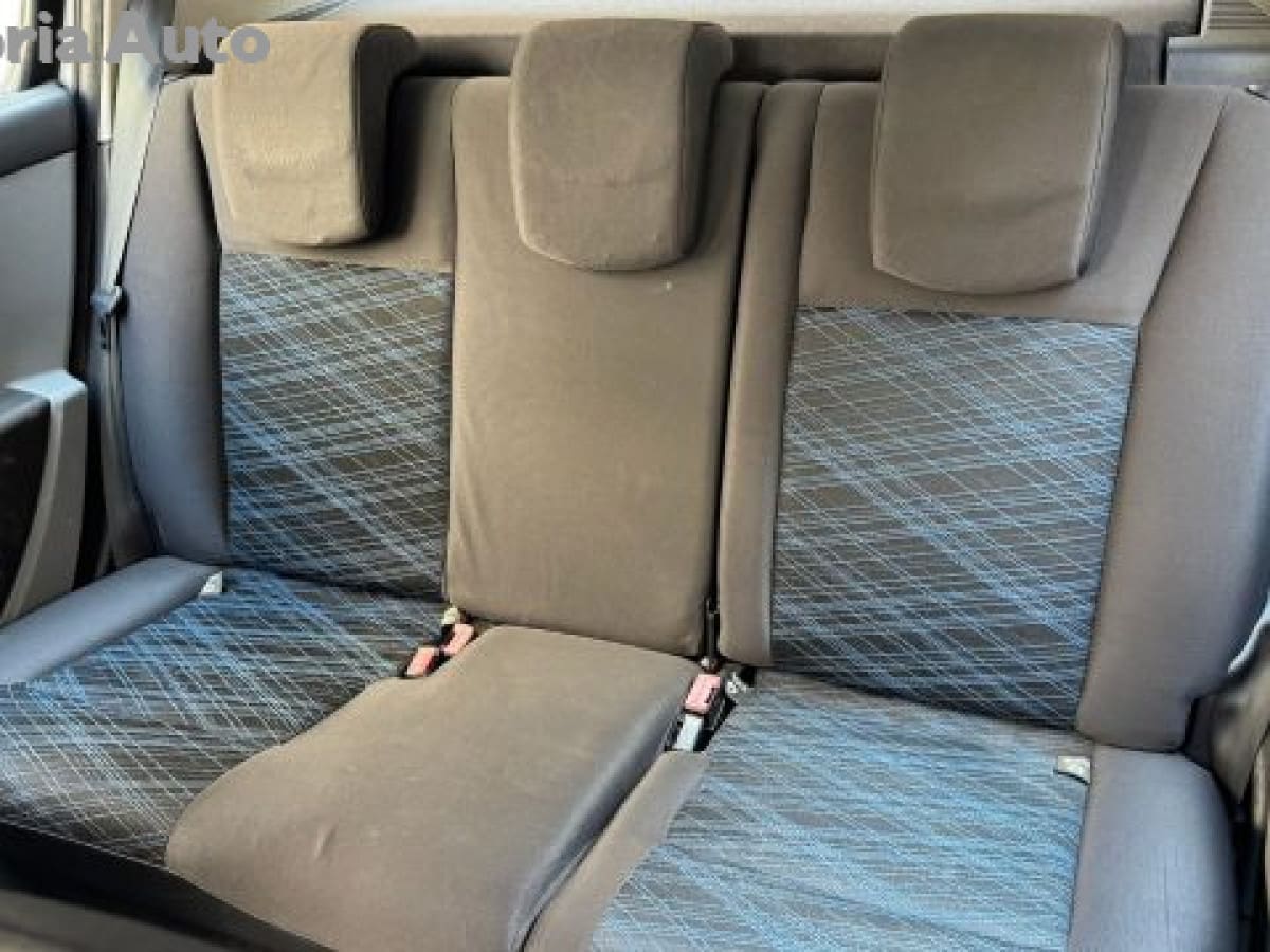 RENAULT Clio 3ª serie 6