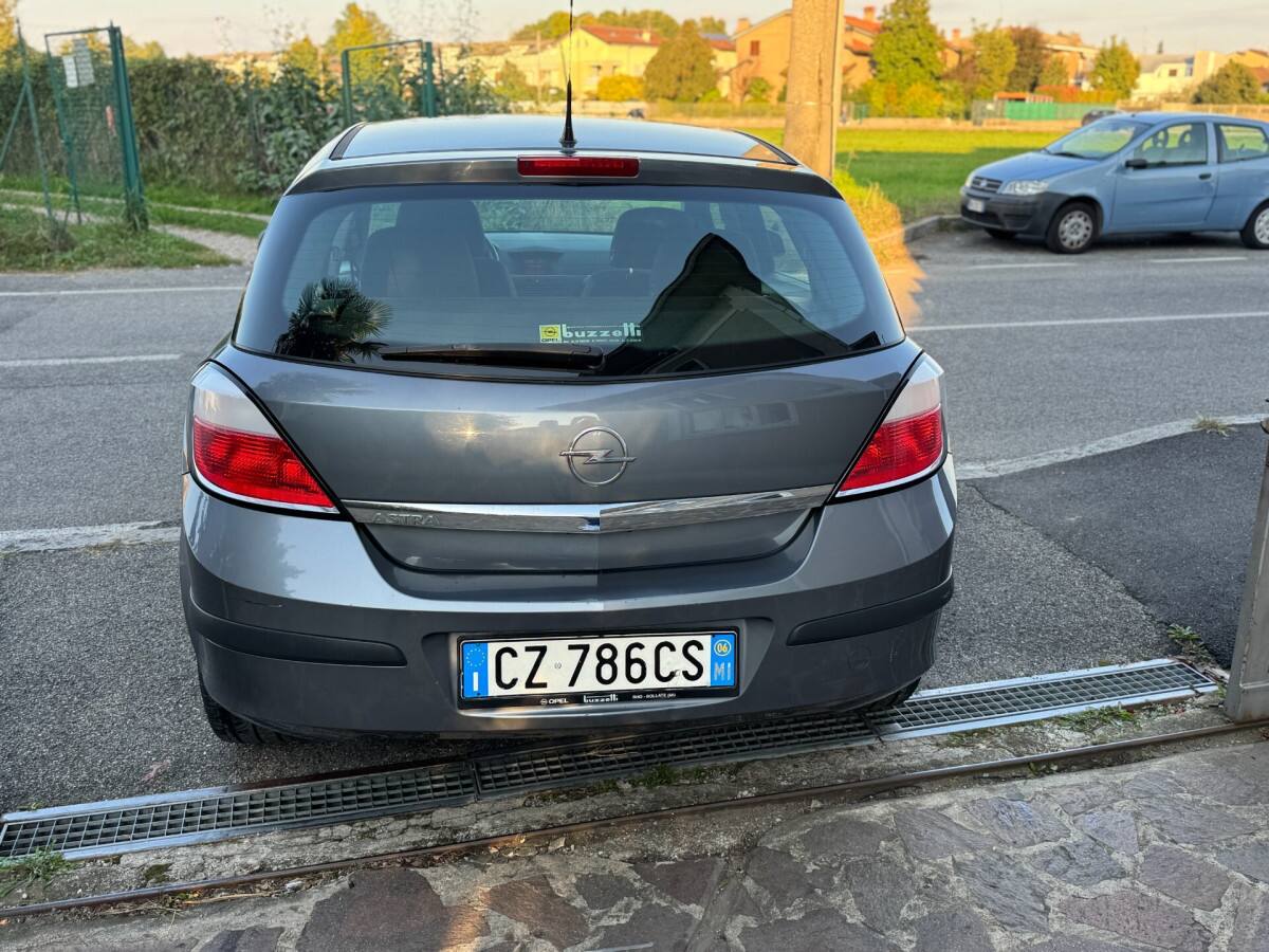 image desc