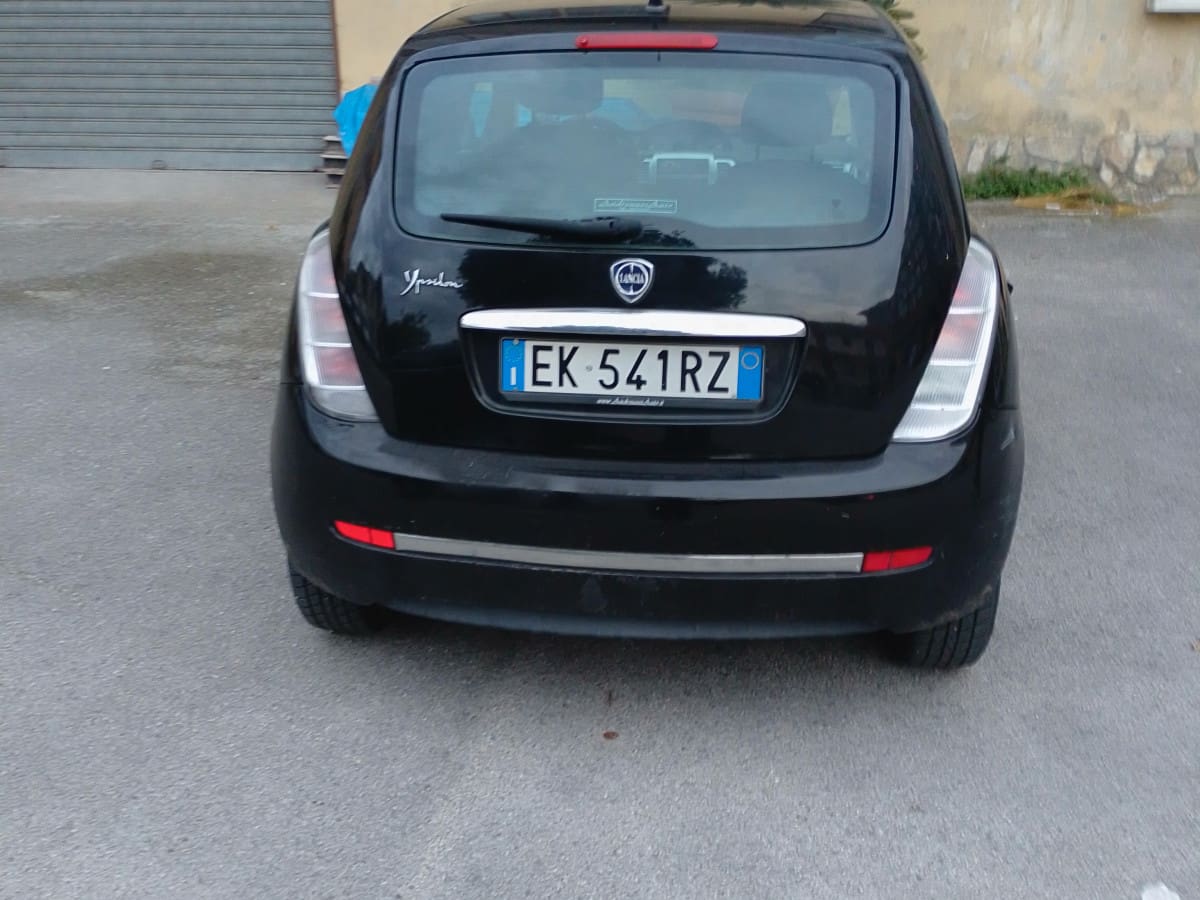 image desc