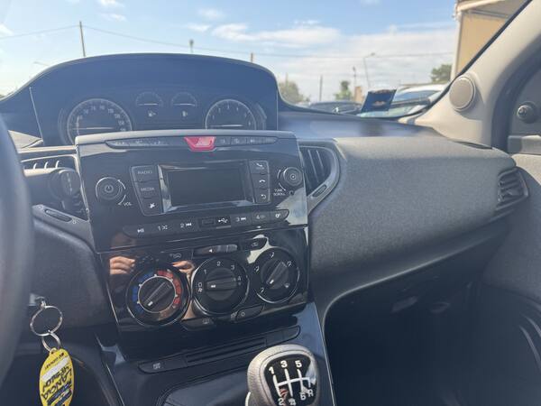 image desc