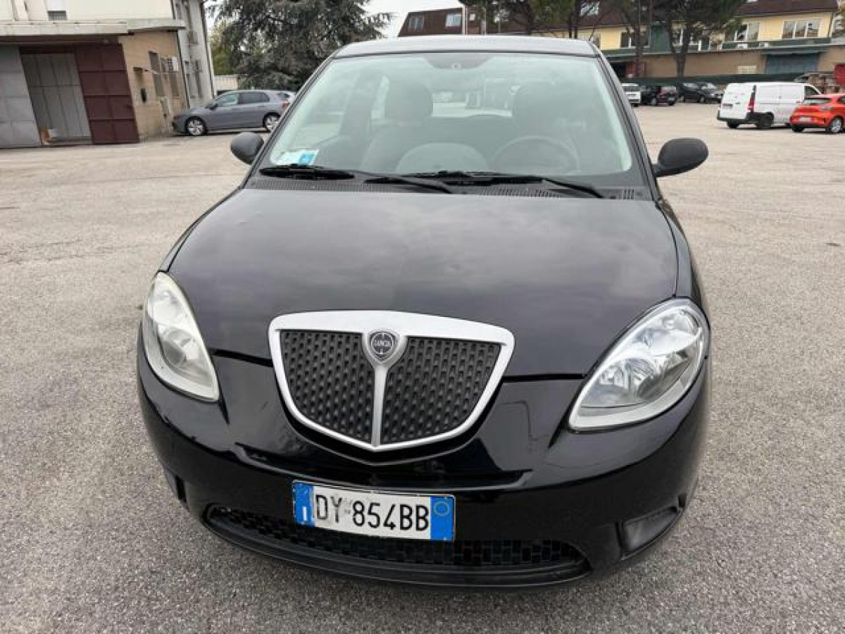 image desc