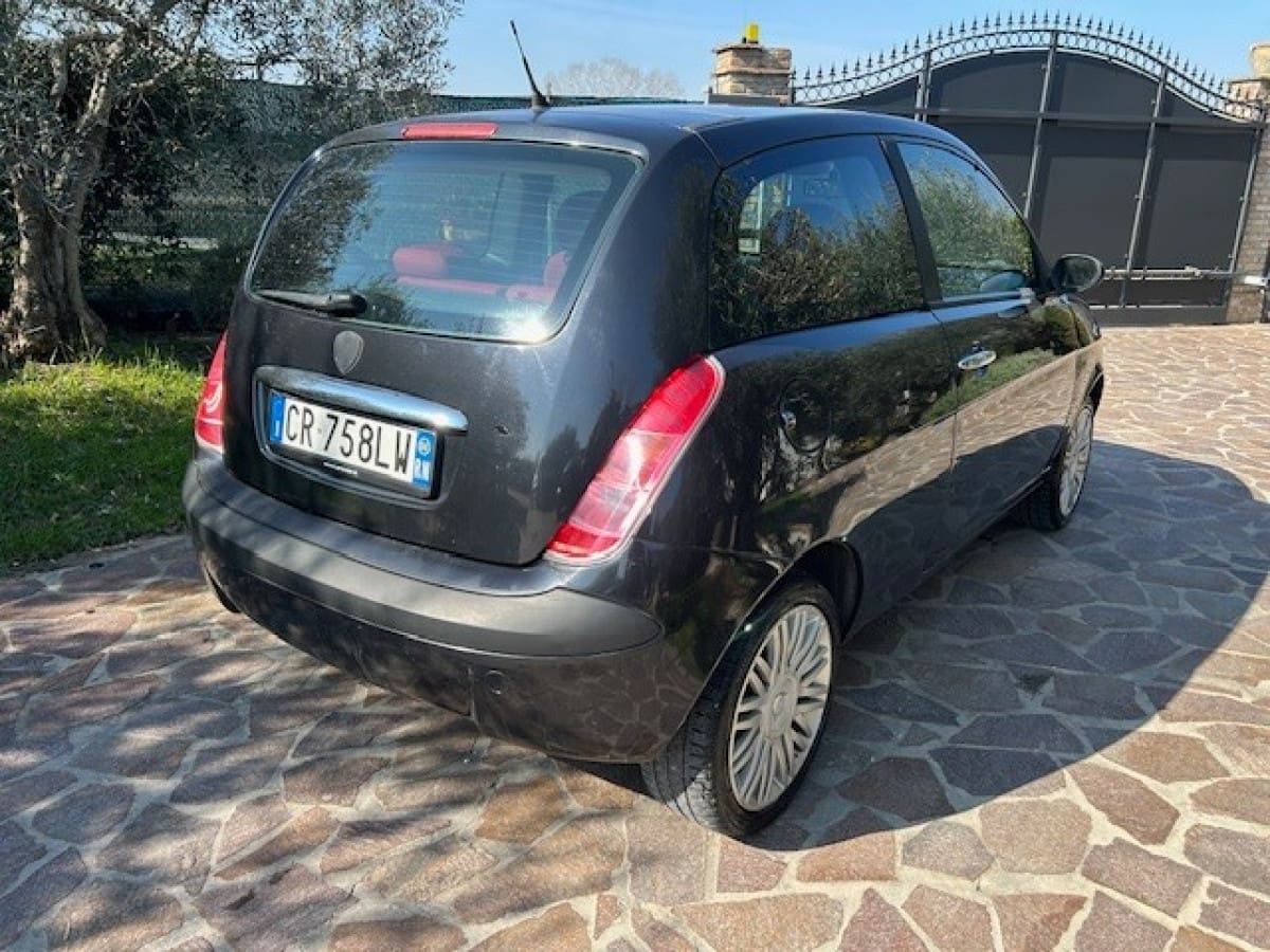 image desc
