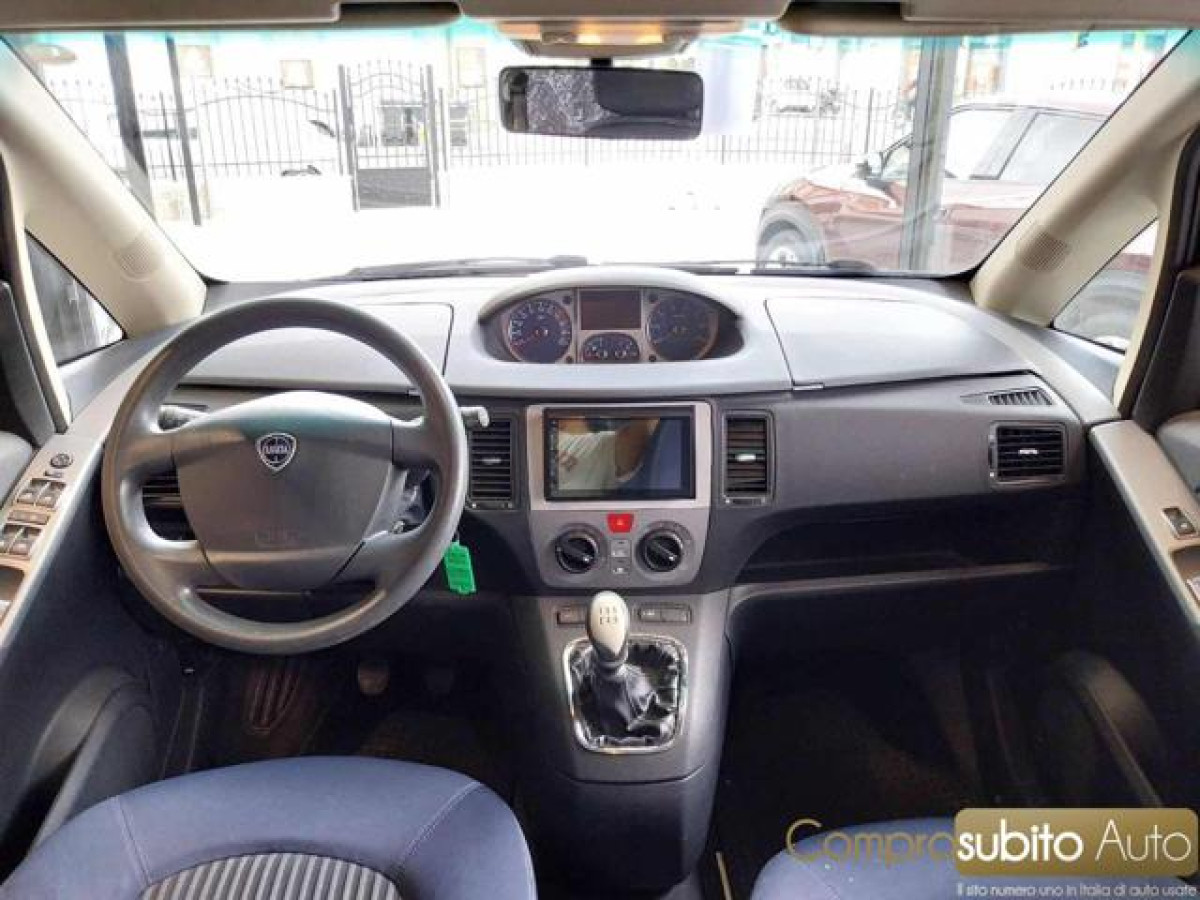 image desc