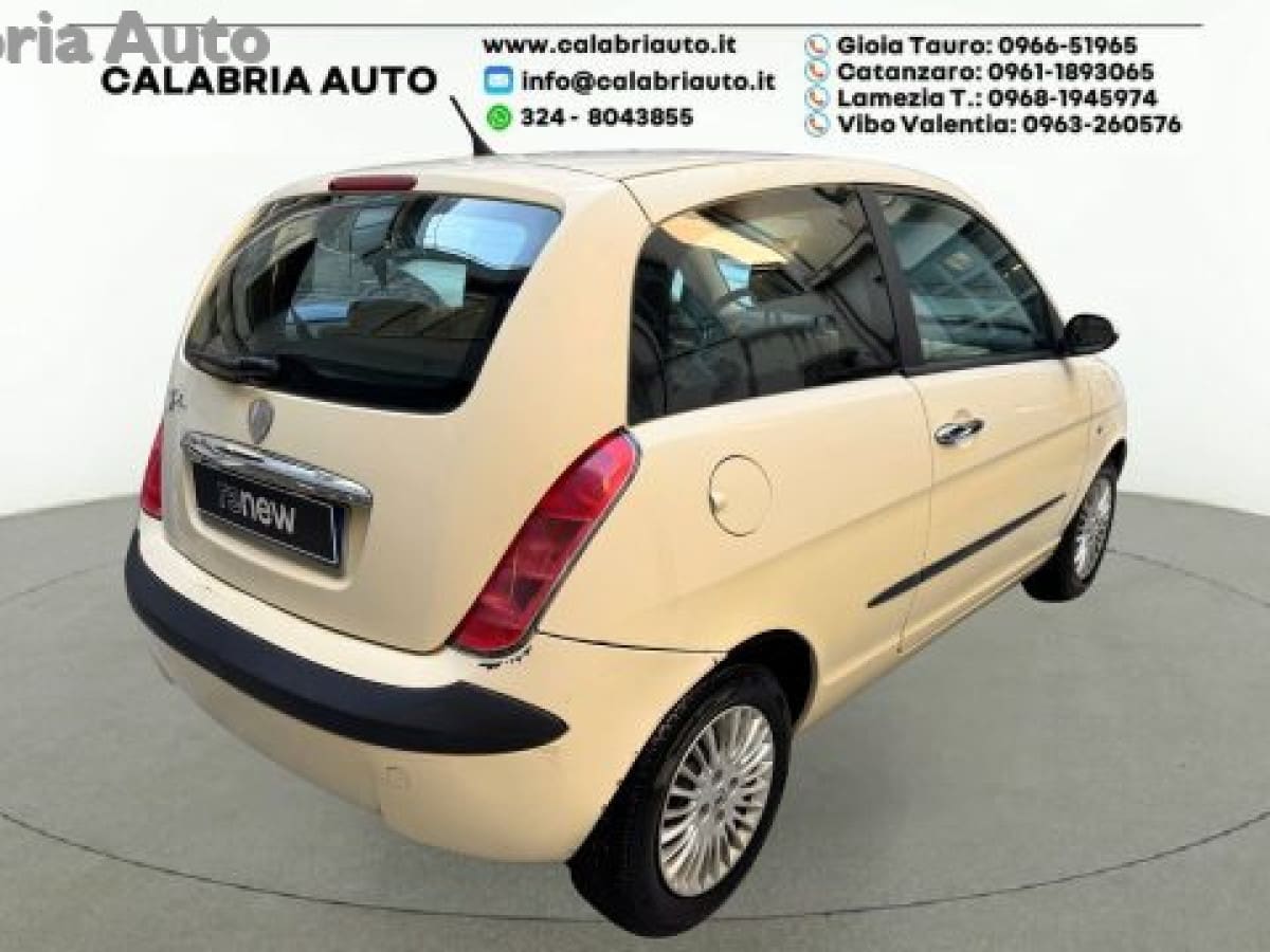 LANCIA Ypsilon 9