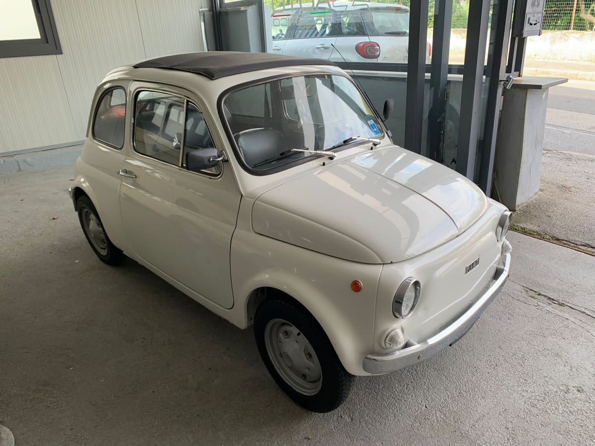 FIAT 500 R 3