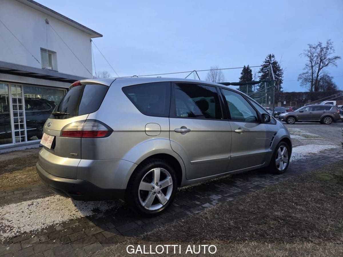 FORD S-Max 6