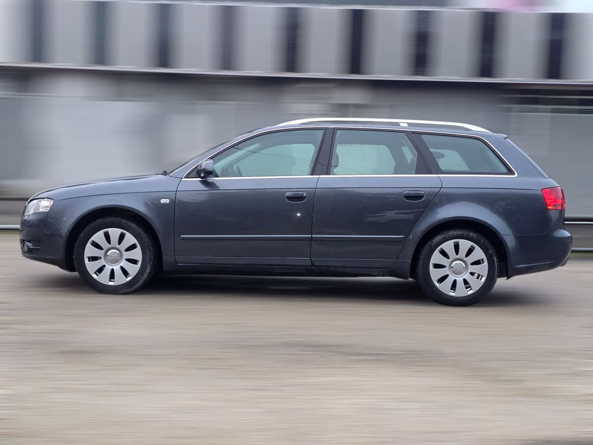 AUDI A4 3ª serie 5