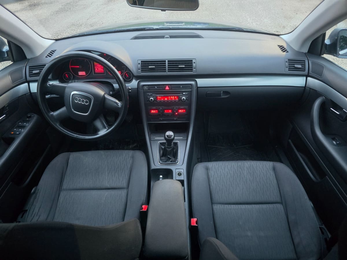 AUDI A4 3ª serie 11