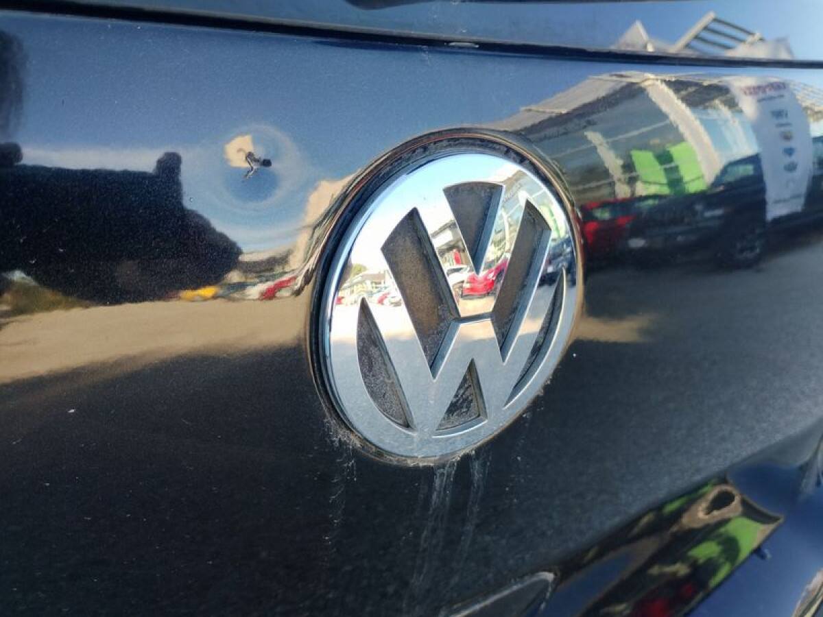 VOLKSWAGEN Polo 3ª serie 11