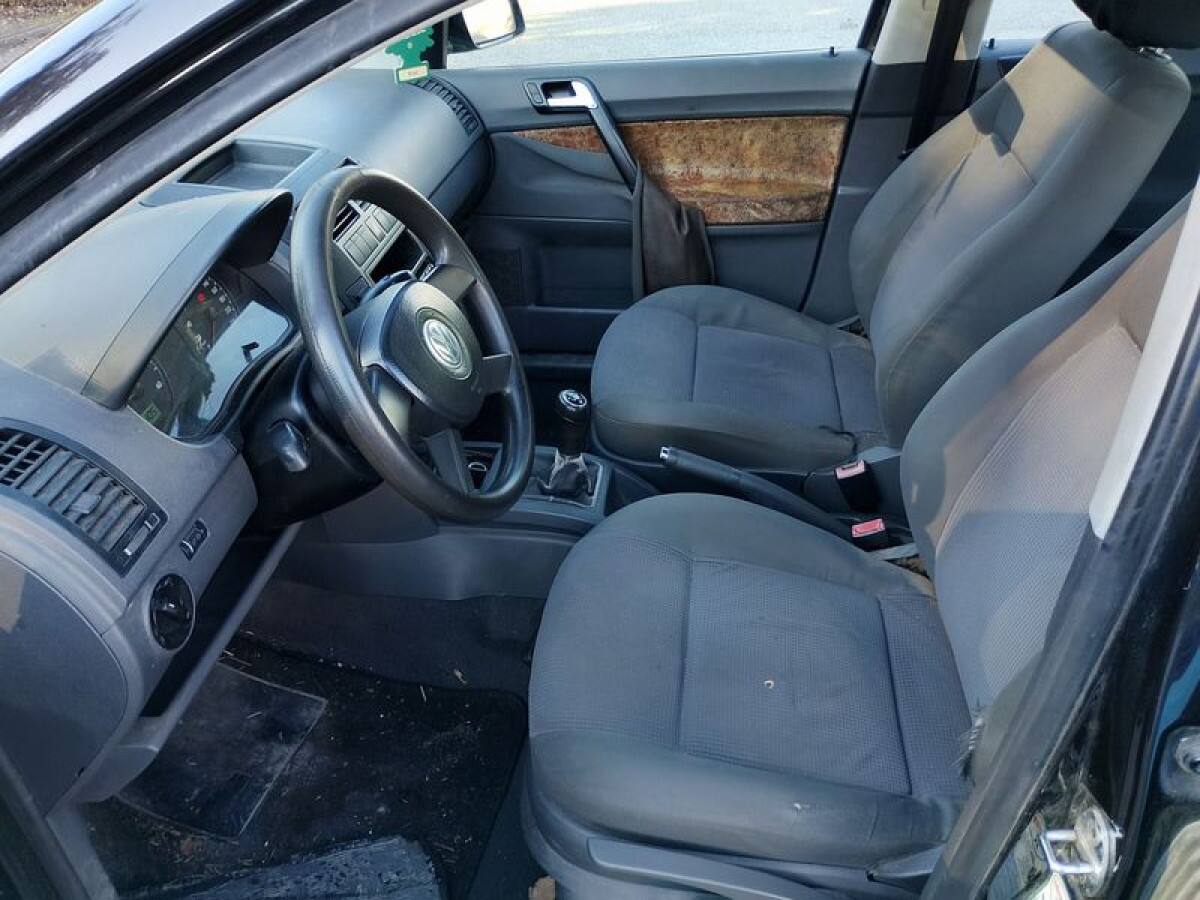 VOLKSWAGEN Polo 3ª serie 13