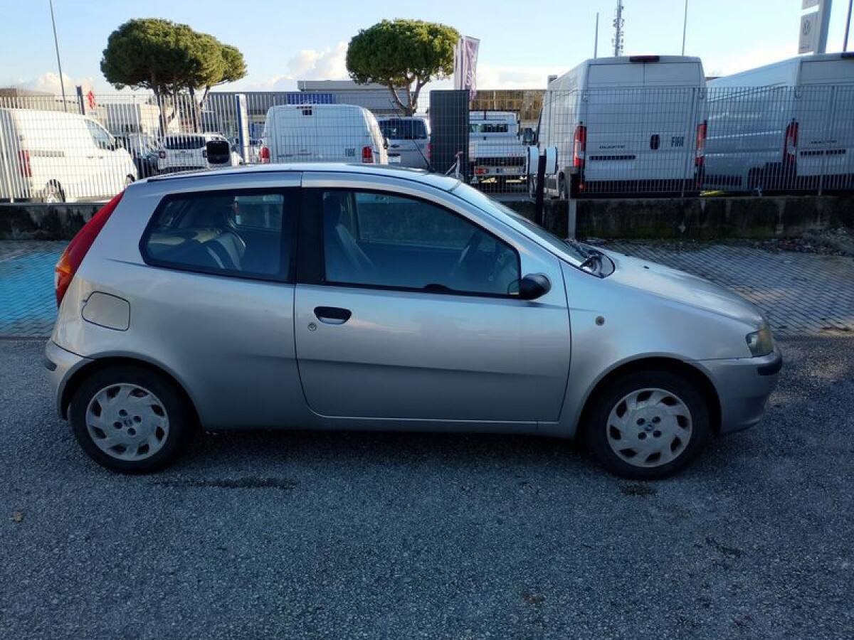 FIAT Punto 1ª serie 4