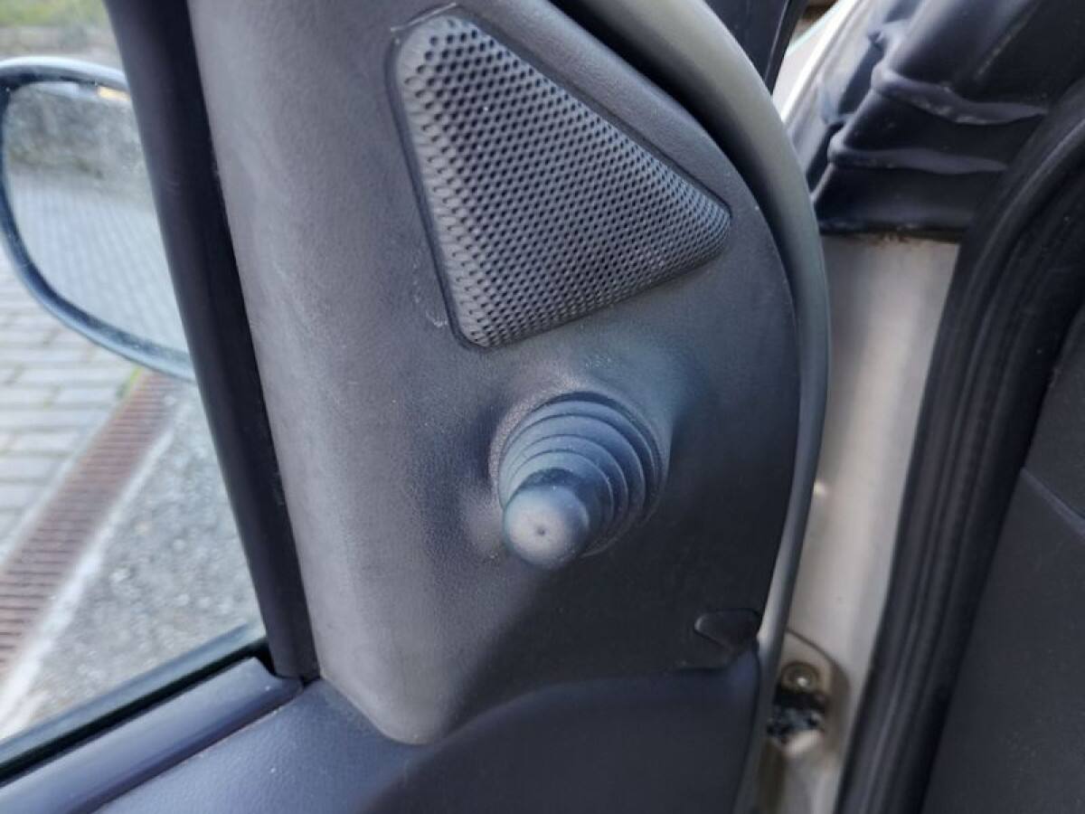 FIAT Punto 1ª serie 6