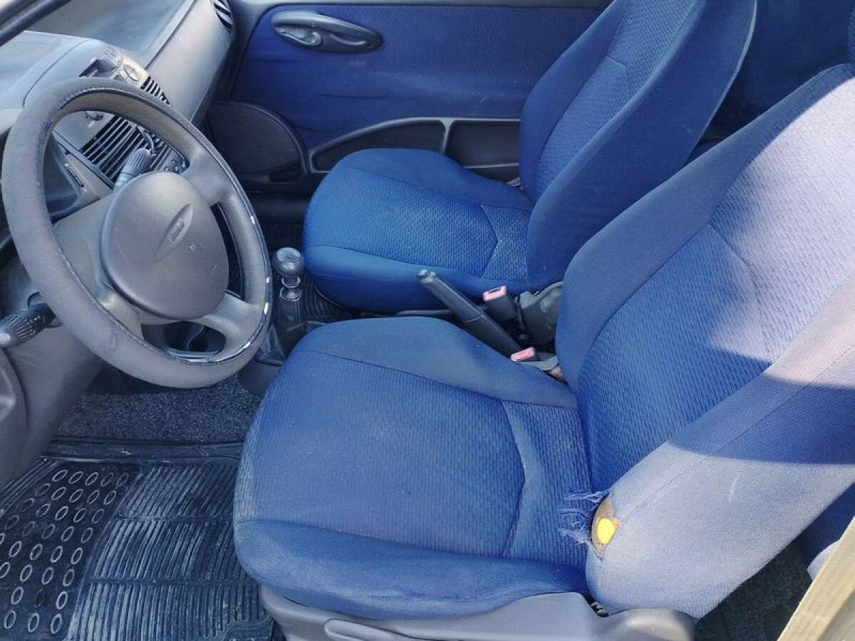 FIAT Punto 1ª serie 13