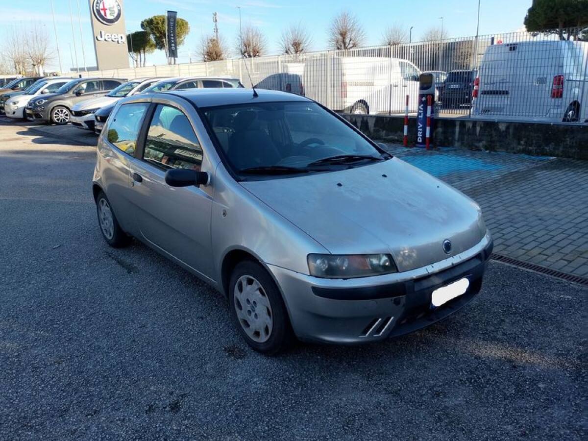 FIAT Punto 1ª serie 19