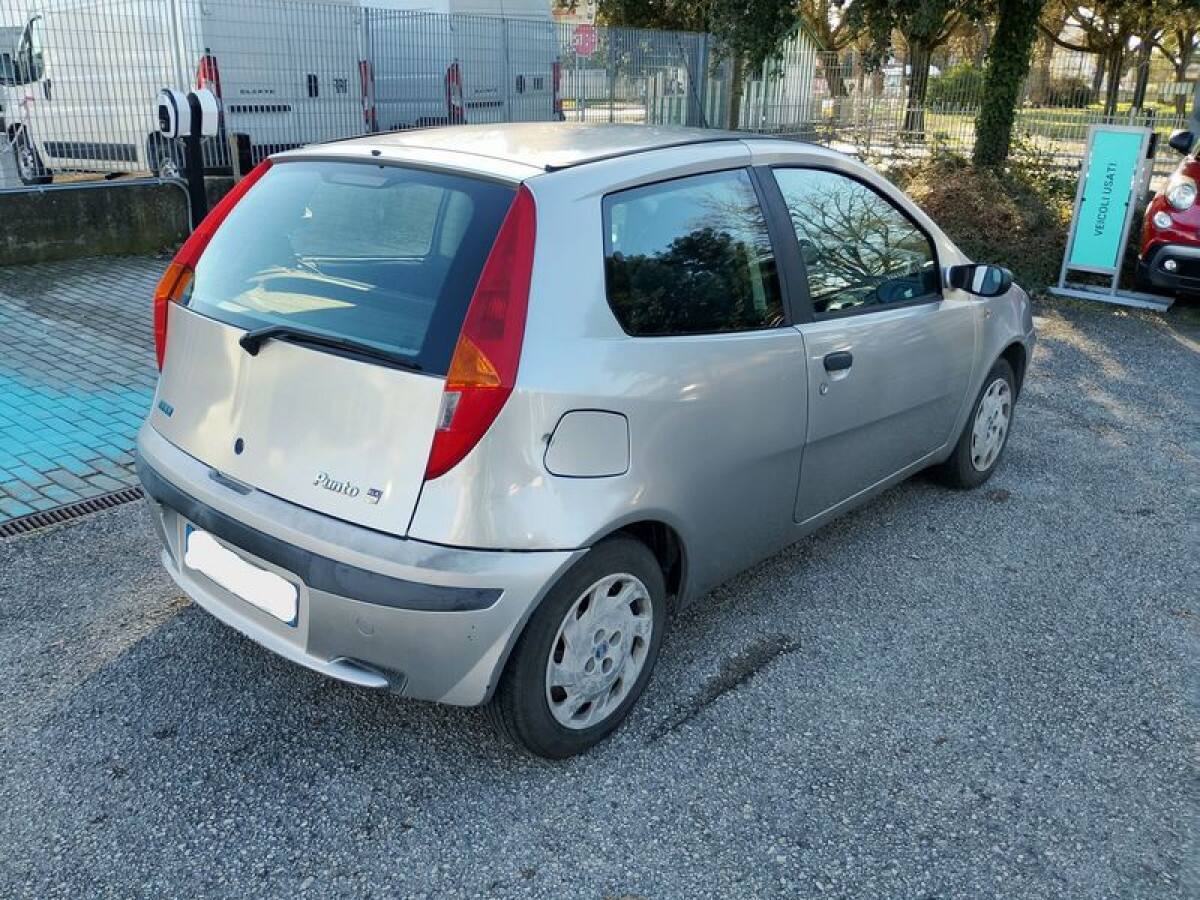 FIAT Punto 1ª serie 20