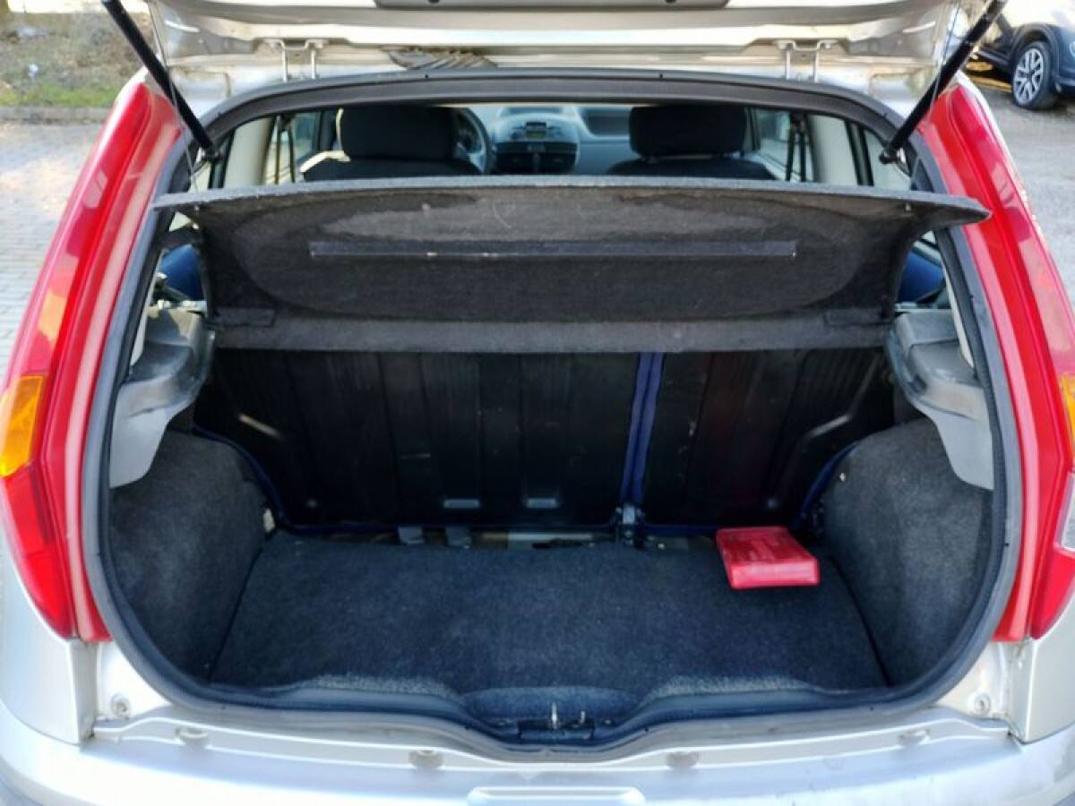 FIAT Punto 1ª serie 24