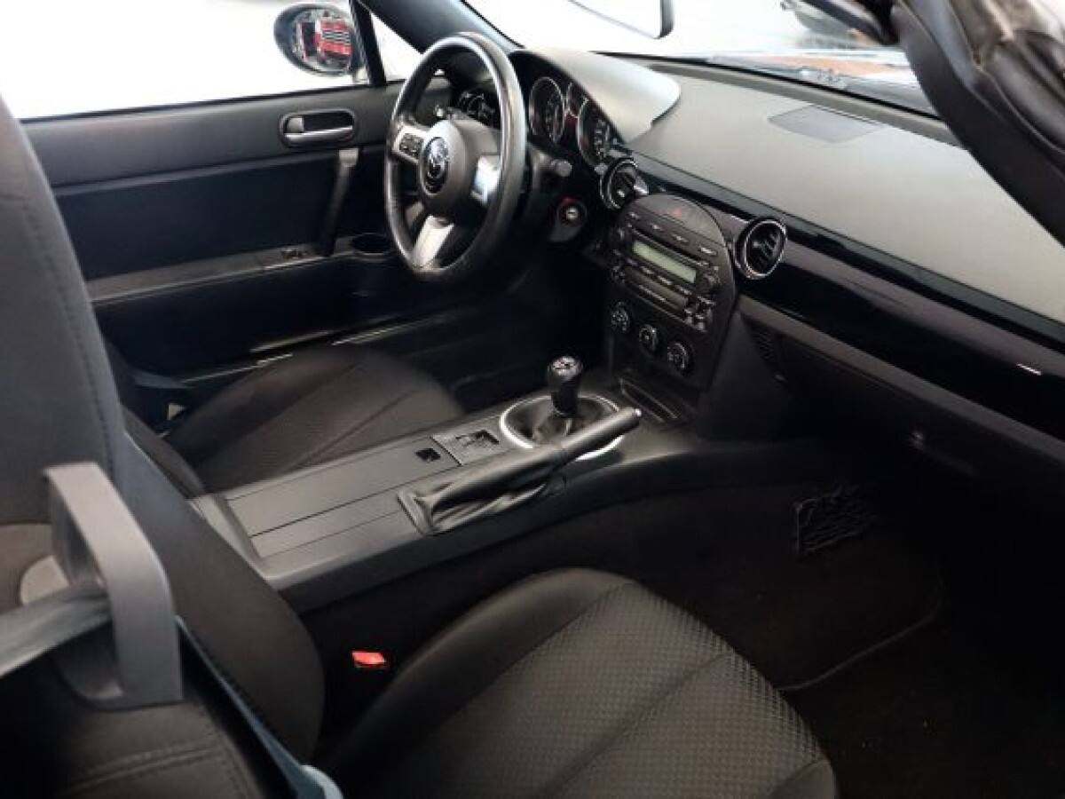 MAZDA MX-5 1ª serie 3