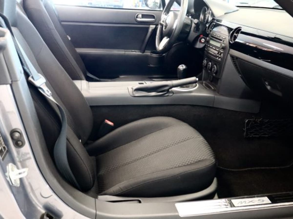 MAZDA MX-5 1ª serie 11