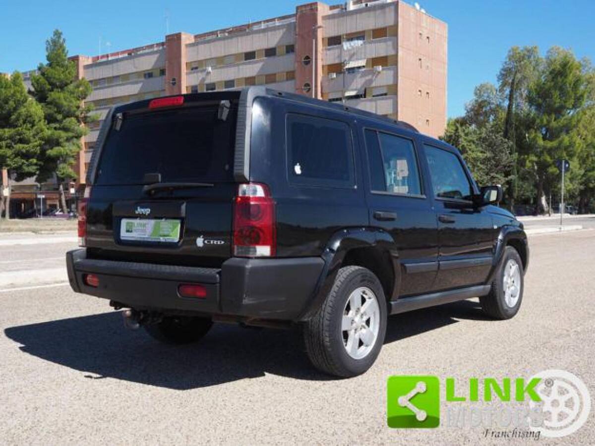 JEEP Commander 7