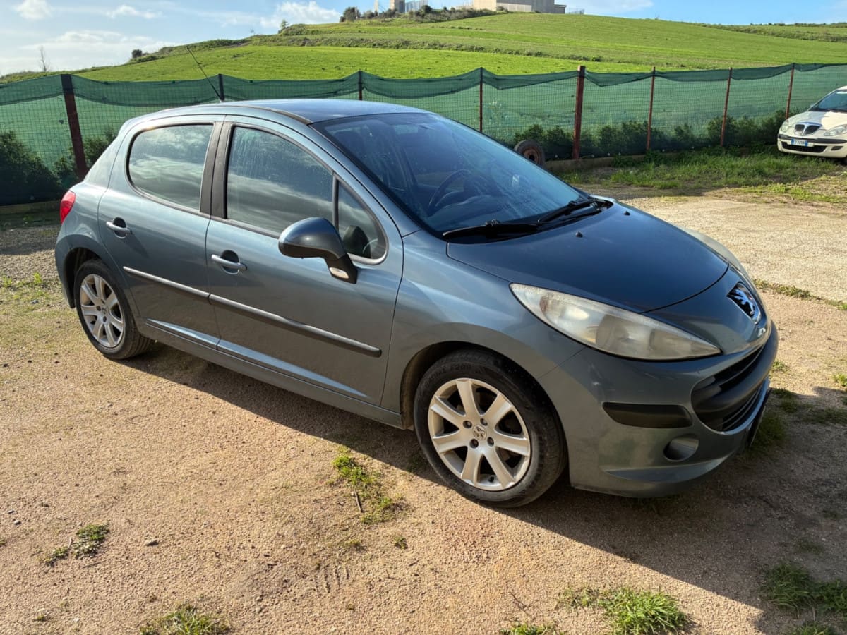 PEUGEOT 207 2