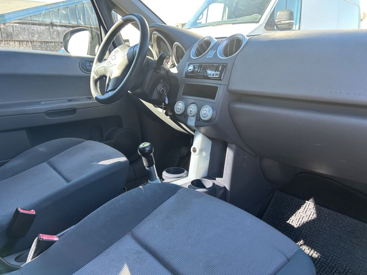 MITSUBISHI Colt 6ª serie 8