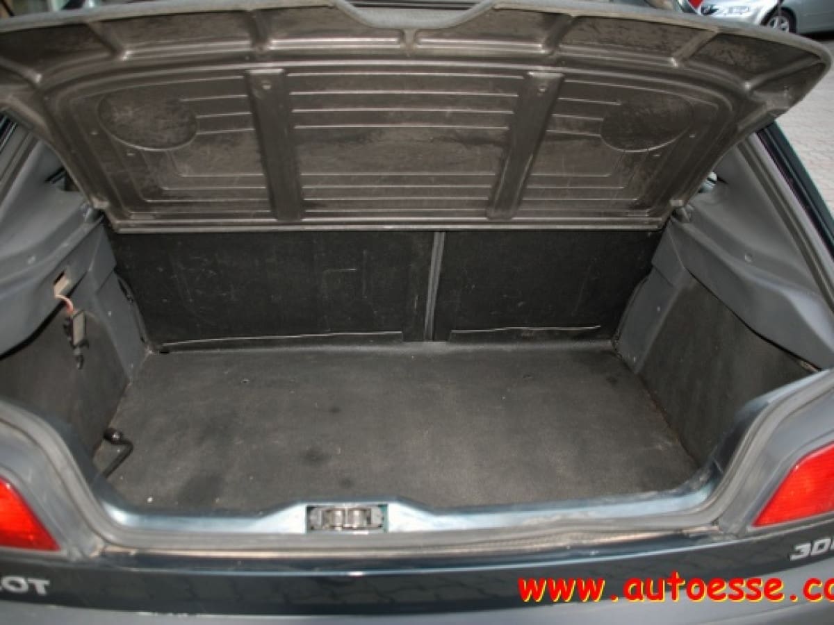 PEUGEOT 306 9