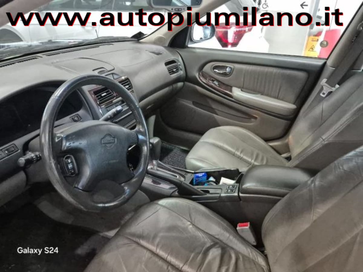 NISSAN Maxima QX 4ª s. 6