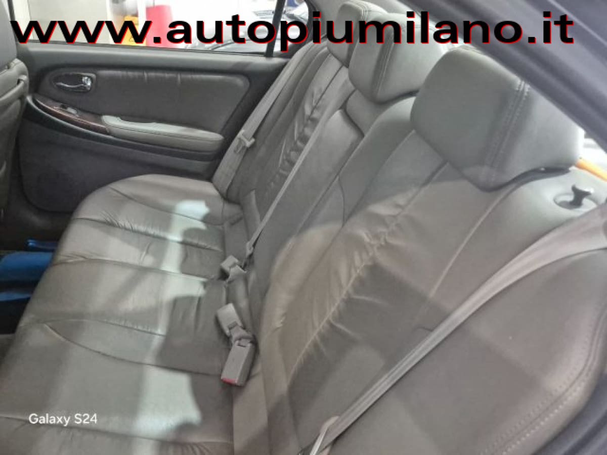 NISSAN Maxima QX 4ª s. 7